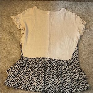 Umgee Cream and Black Ruffled Blouse